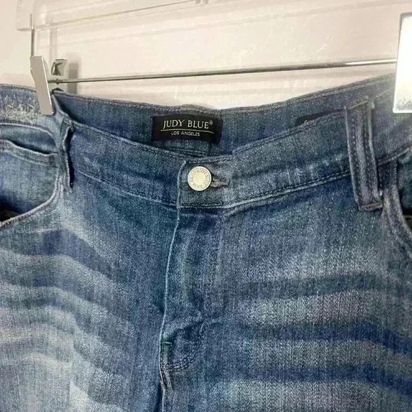 Judy Blue Distressed Skinny Fit Jeans 3XL #88 - Picture 4 of 6